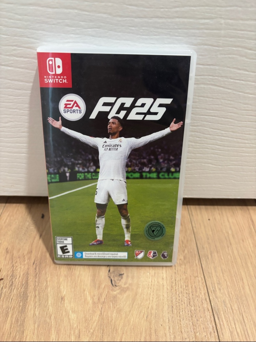 EA Sports FC 25 Nintendo Switch Game - White